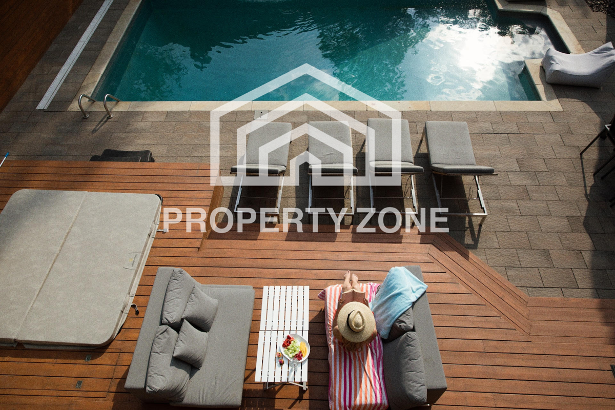 Prime 173 ROOM BRAND NAME LUXURY HOTEL at the Beach in Pattaya - CAN PAY WITH CRYPTO