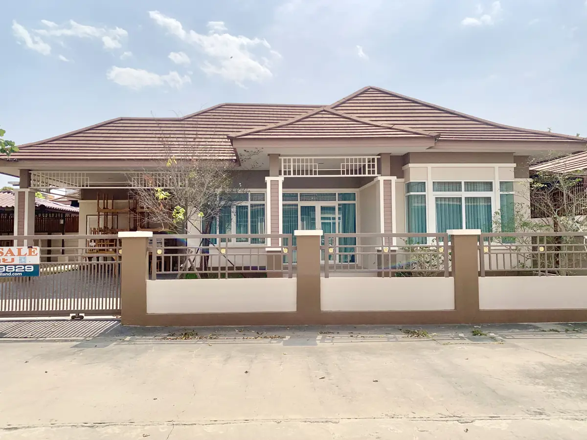 AS NEW 3 BEDROOM BUNGALOW HOME at the Palm Phala Beach, Ban Chang