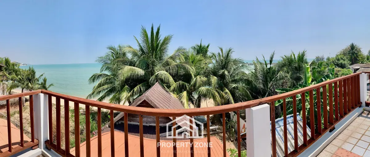 4 BEDROOM BEACH VILLA Absolute Beachfront WITH CHANOTE/TITLE DEED - A VERY RARE OPPORTUNITY AND PRIME LOCATION at Phala Beach in Ban Chang, Rayong