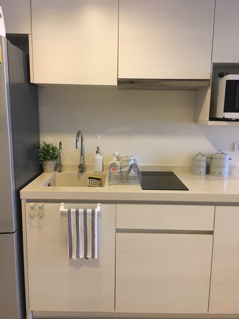 Downtown Forty Nine-condo-rent-Sukhumvit-Bangkok-7933 (5)