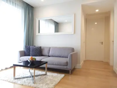 2 bedroom condo for sale with tenant at Collezio Sathorn-Pipat