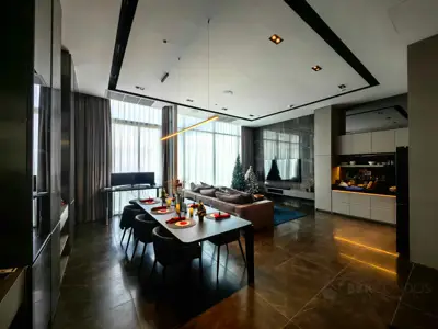 The Esse Asoke 2 bedroom penthouse for sale