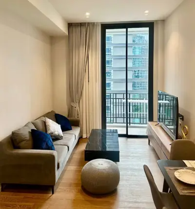 Muniq Langsuan 1 bedroom condo for rent