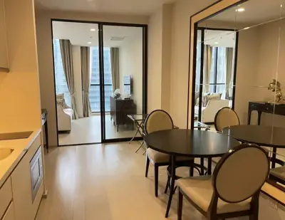 Noble Ploenchit 1 bedroom condo for rent