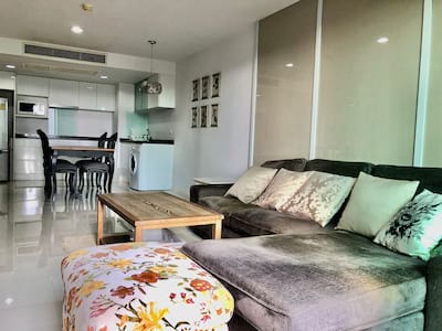 Pearl Residence Sukhumvit 24 One bedroom condo for rent