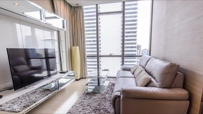 1 bedroom condo for rent at The Room Sukhumvit 21