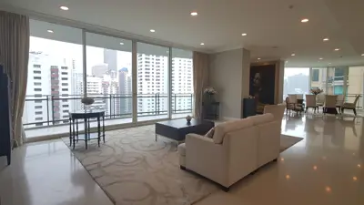 4 bedroom penthouse for sale and rent at Royce Private Residences