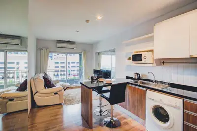 1 bedroom condo for rent at The Seed Musee