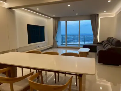 Supalai Riva Grande 2 bedroom condo for rent