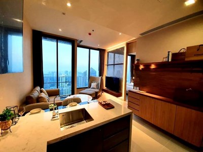 The Esse Asoke 1 bedroom condo for rent