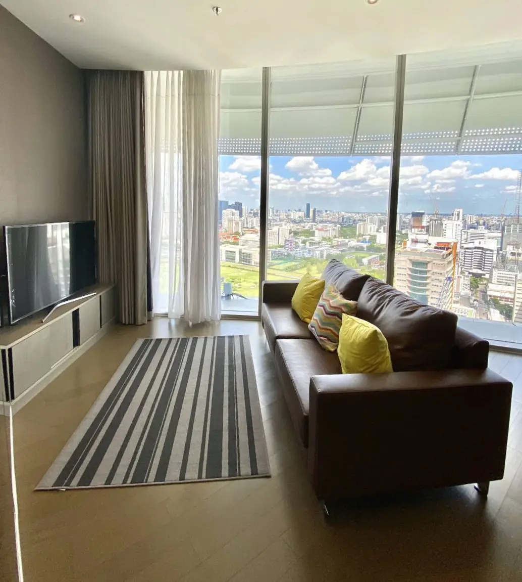 Condo in Lumphini