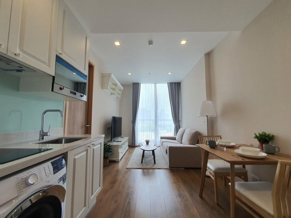 Condo in Khlong Tan Nuea