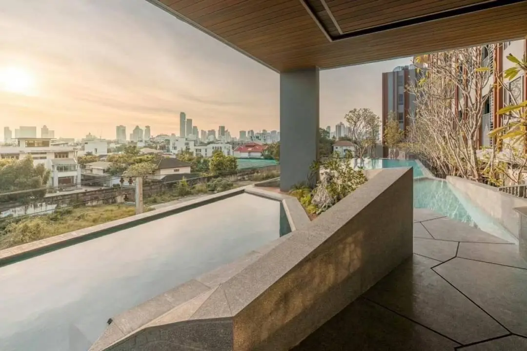 Condo in Khlong Tan Nuea