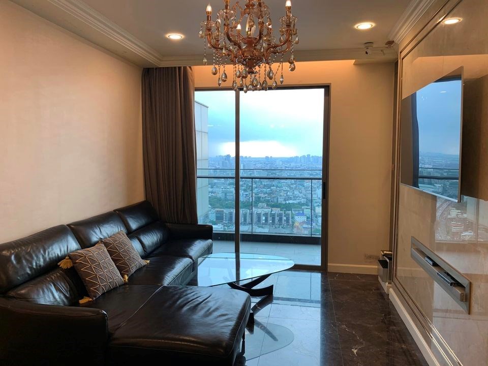 Star View 2 bedroom condo for sale