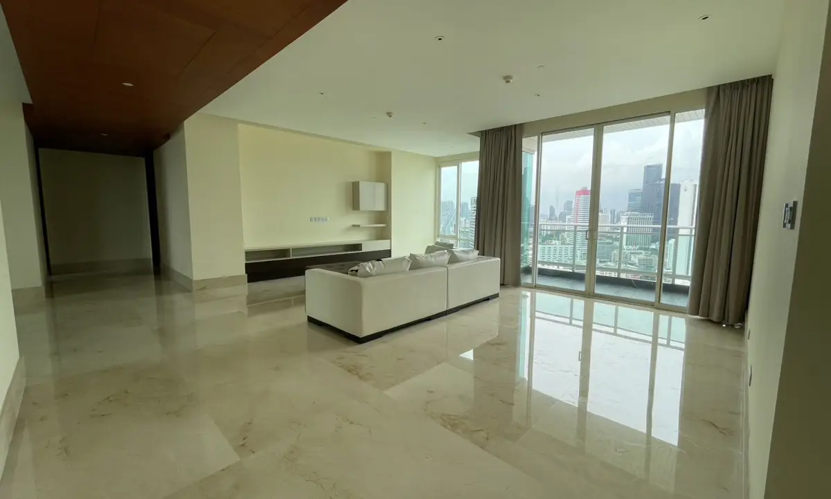 Condo in Sathorn
