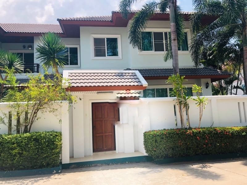 Pattaya Sukumvit 89 - 4 BR House For Sale 