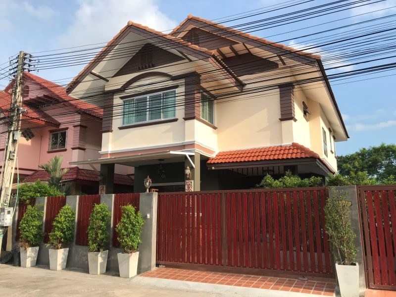 3 BR Villa For Sale - Sukumvit 