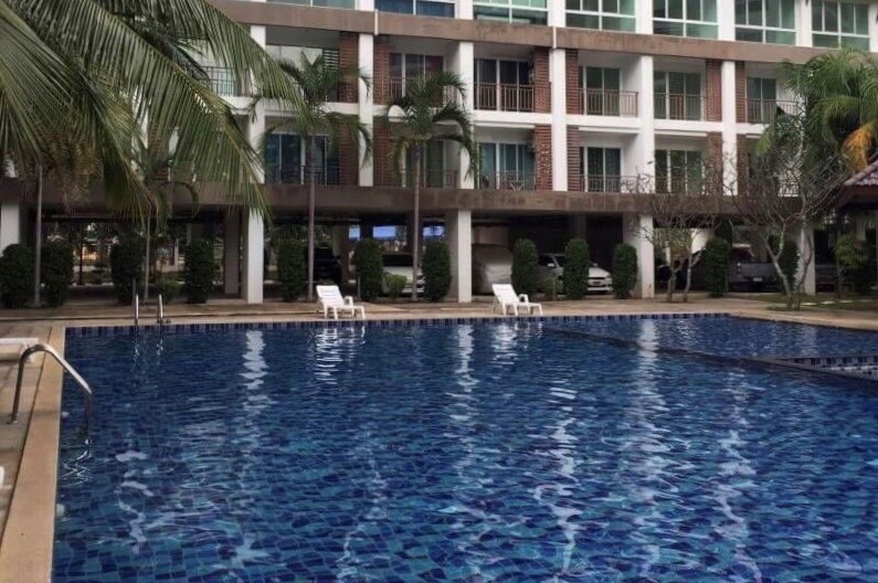 AD Condominium Bangsaray Lake - Studio Unit For Sale 