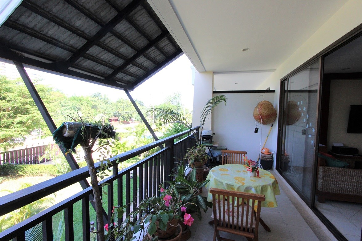balcony2