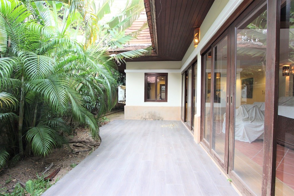 terracelivingroom