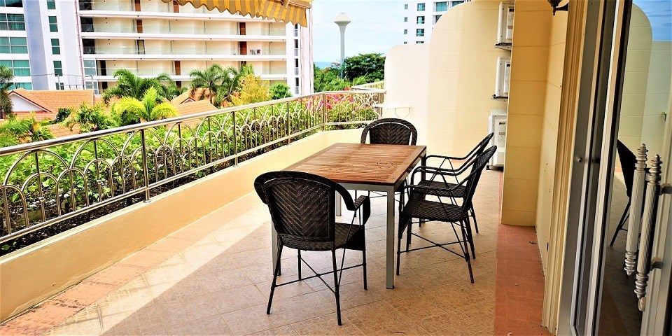 balcony1