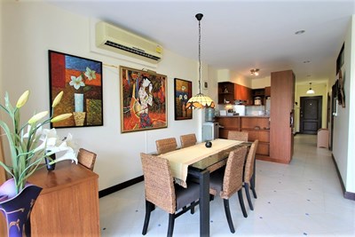 Dining2