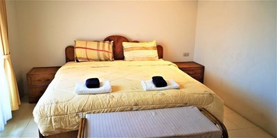 masterbed1