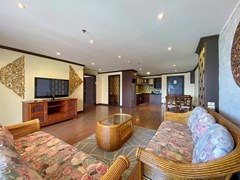 Condo for rent on Pratumnak Hill