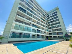 Condo For Sale Pratumnak 900,000 THB