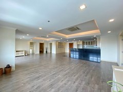 Condominium for sale Pratumnak Pattaya