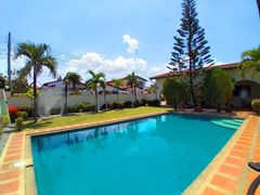 House For Rent Mabprachan With Pool