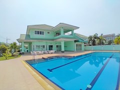 House For Rent North Pattaya With Pool