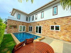 House For Sale Pattaya With Pool