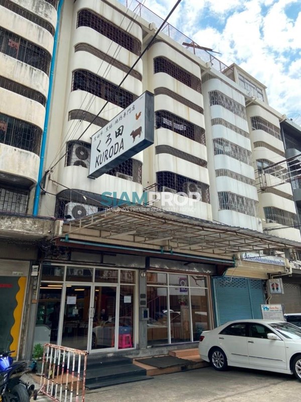 Commercial building Sukhumvit, Ekkamai for rent