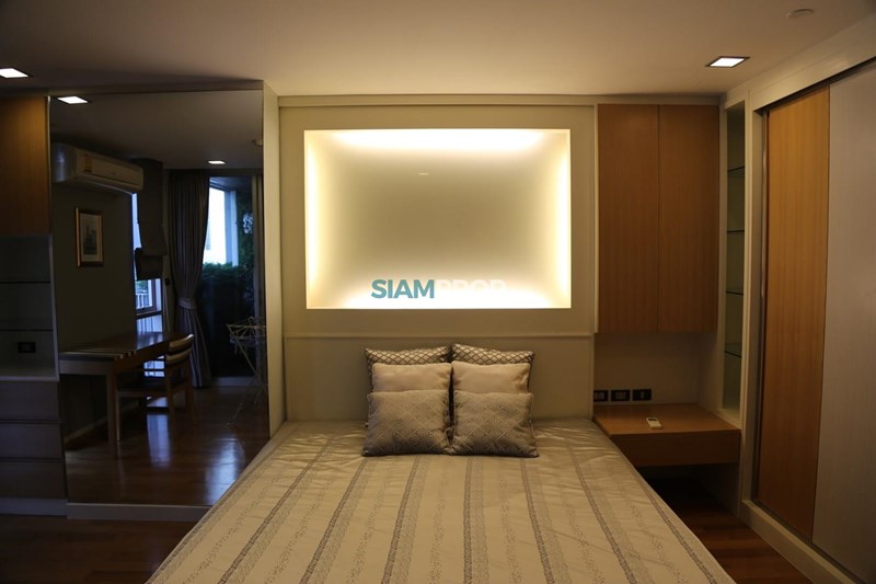 Quad Silom Condo