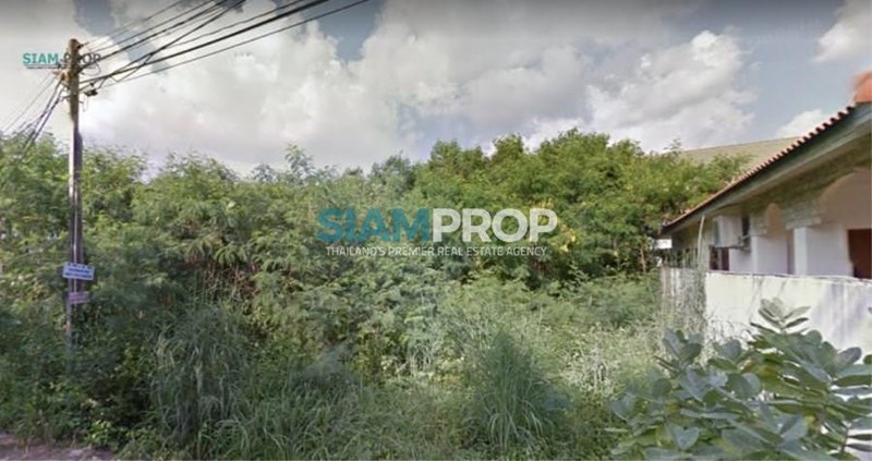 Land for sale, suitable for growing a house in Bang Lamung, Chonburi. Interested in greeting!!