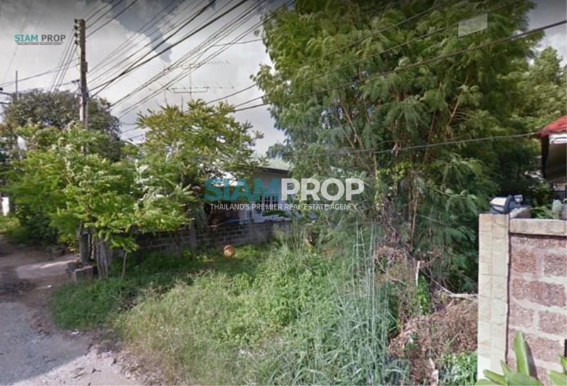 Land for sale, suitable for building a house in Chonburi. If interested, please come and talk to each other!!!