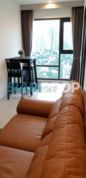 For rent (Rhythm Sukhumvit 36-38) fully furnished, ready to move in!