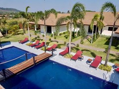 Resort in Ban Sare. 13 rooms, Full Hotel License & Disabled Access