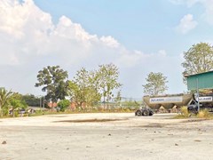 8 rai in Ban Chang