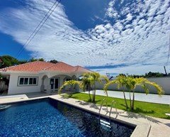 3 Bedroom 2 Bathroom Pool Villa in Ban Saray 4 minutes from the beach