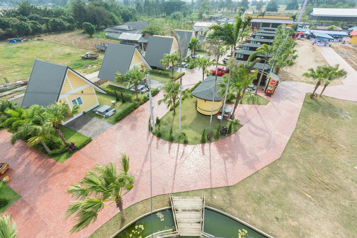 Resort in Bang Saray   