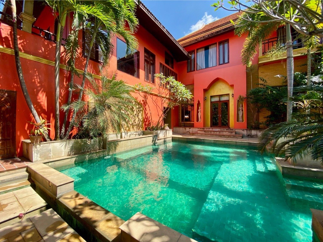 Main Villa