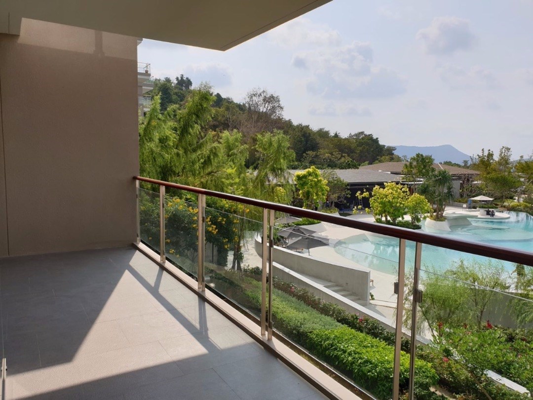 Price is negotiable for this sought-after 96 sqm luxury one bedroom unit with ocean view in Sunplay
