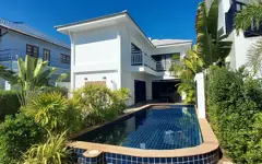 New modern 2-storey villa with pool