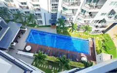 Luxury 1 bedroom condo, at floor 7 or 8, in Mantra Beach Condo 