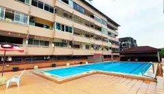 Condo in Rayong Beach Condotel with pool, very close to Mae Ramphueng Beach