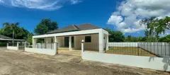 Brand new semi-detached house in Village 41, Krachet, Rayong