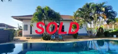 Luxurious villa with swimming pools and roof terrace in Chakphong, Rayong 