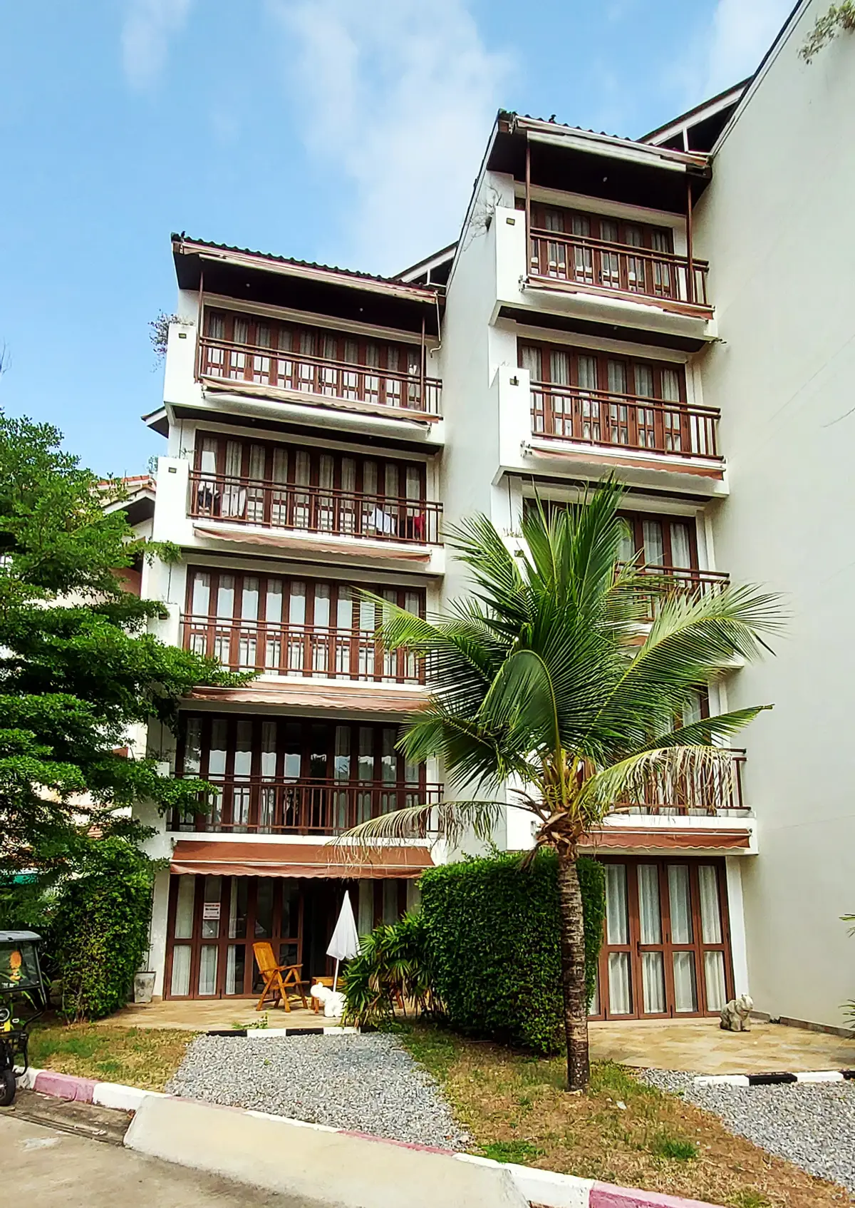 Ground floor condo in Orchid Beach Resort, Mae Ramphueng, Rayong